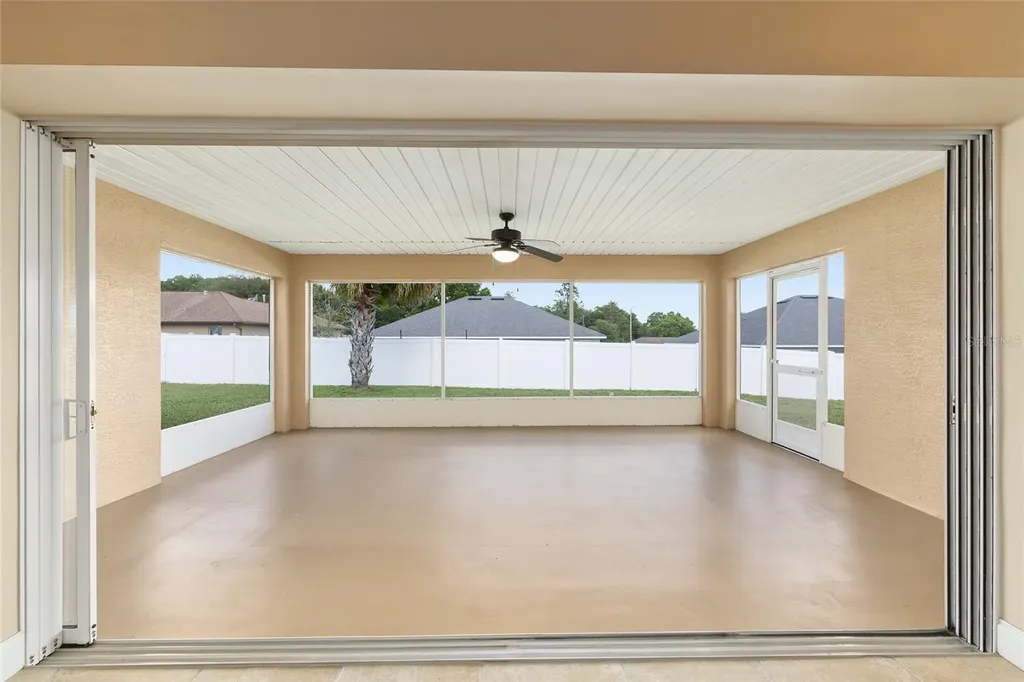 915 SE 69th Avenue Ocala FL 34472