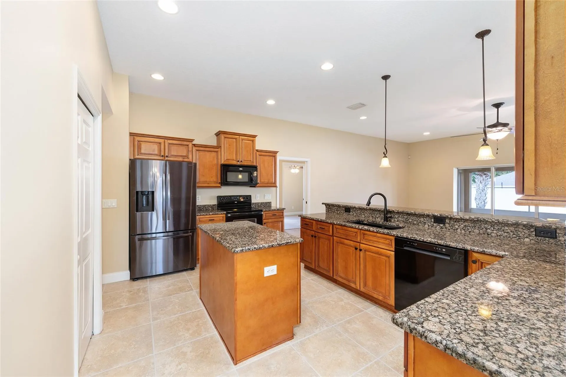 915 SE 69th Avenue Ocala FL 34472