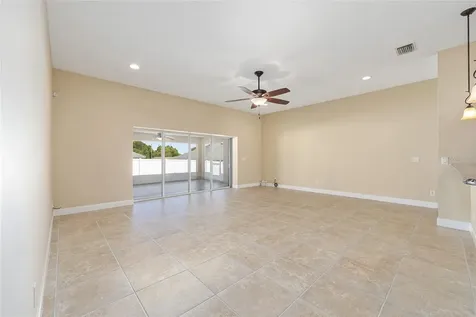 915 SE 69th Avenue Ocala FL 34472