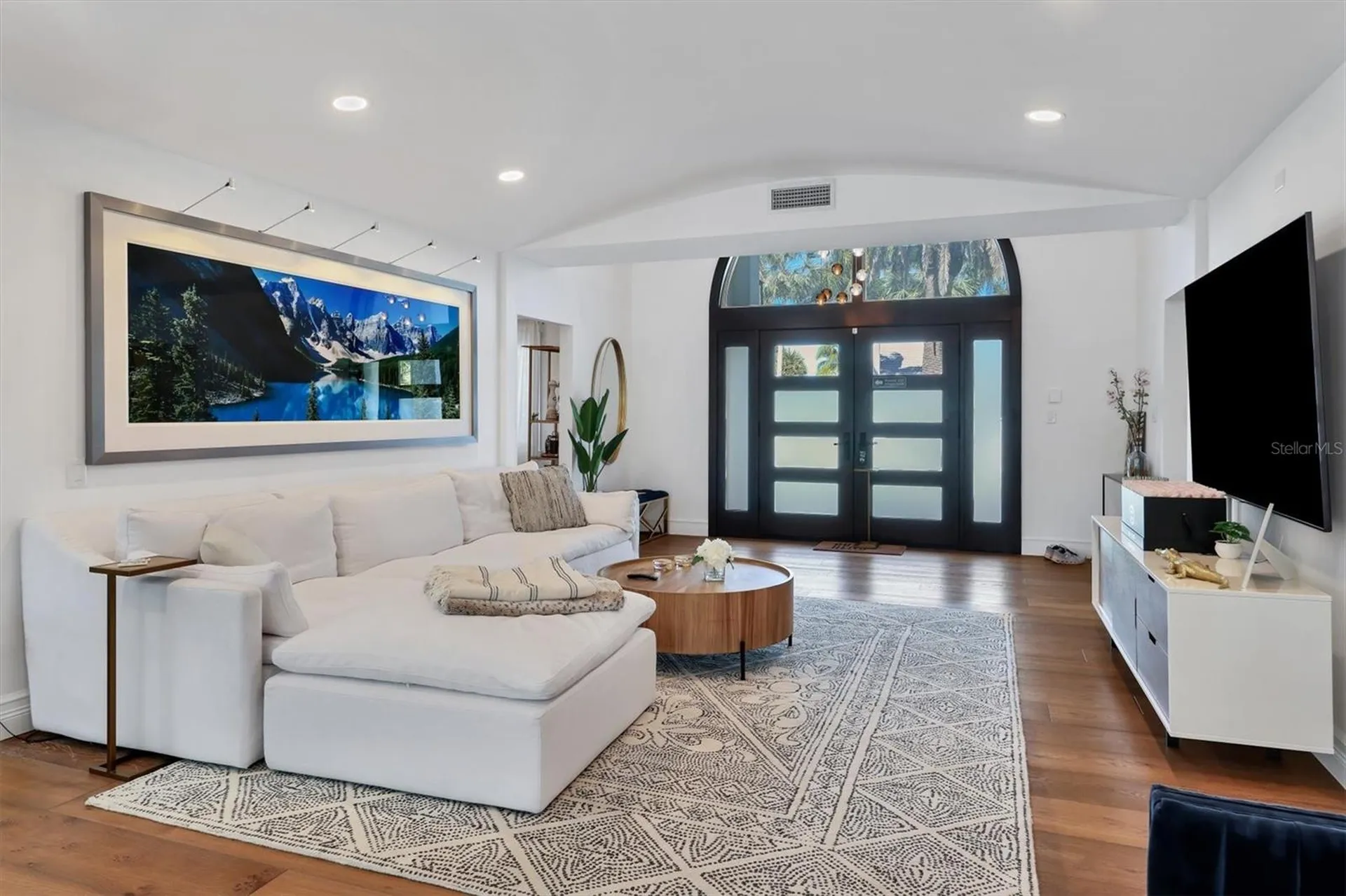 110 N Warbler Lane Sarasota FL 34236