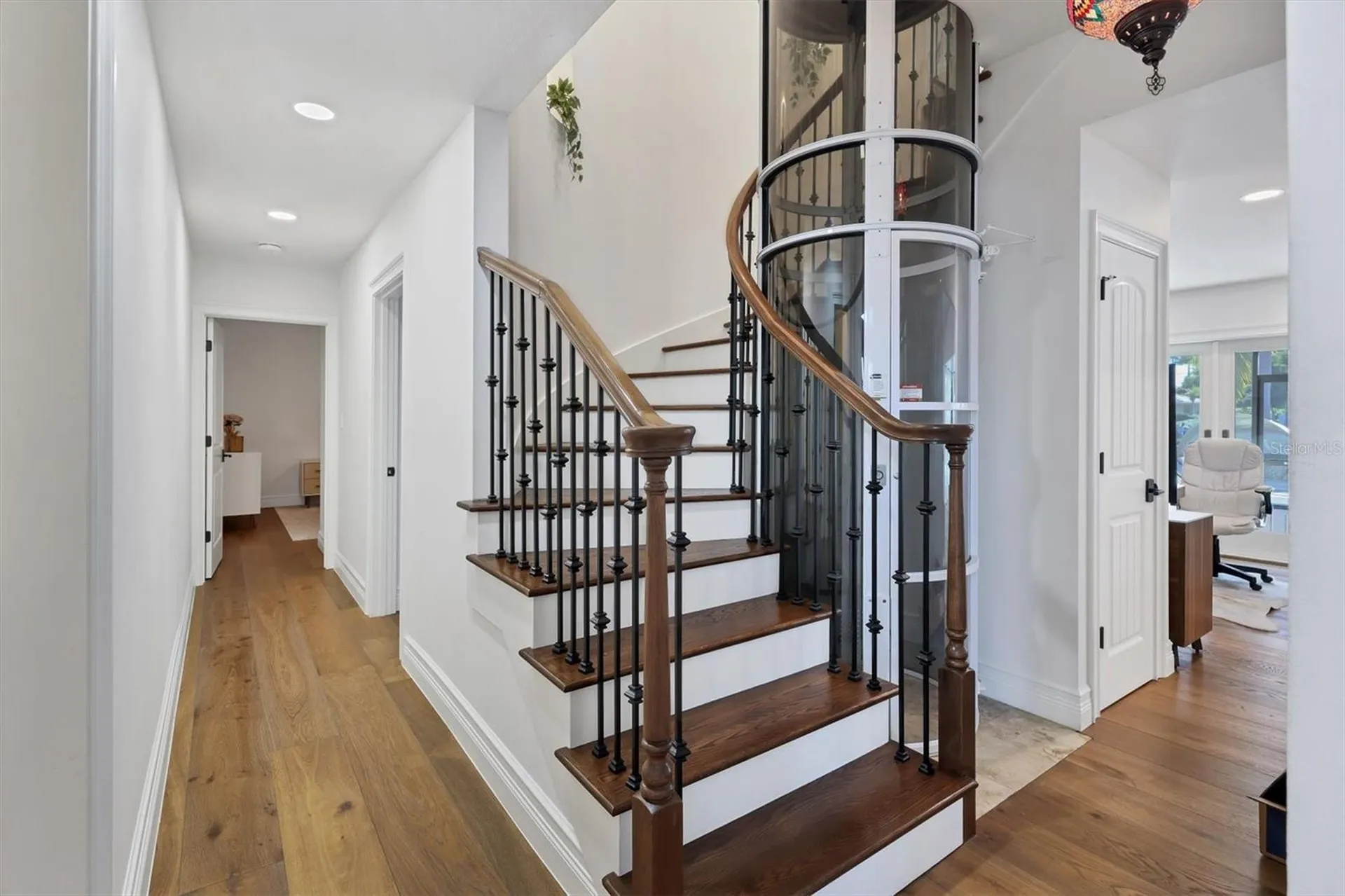 110 N Warbler Lane Sarasota FL 34236