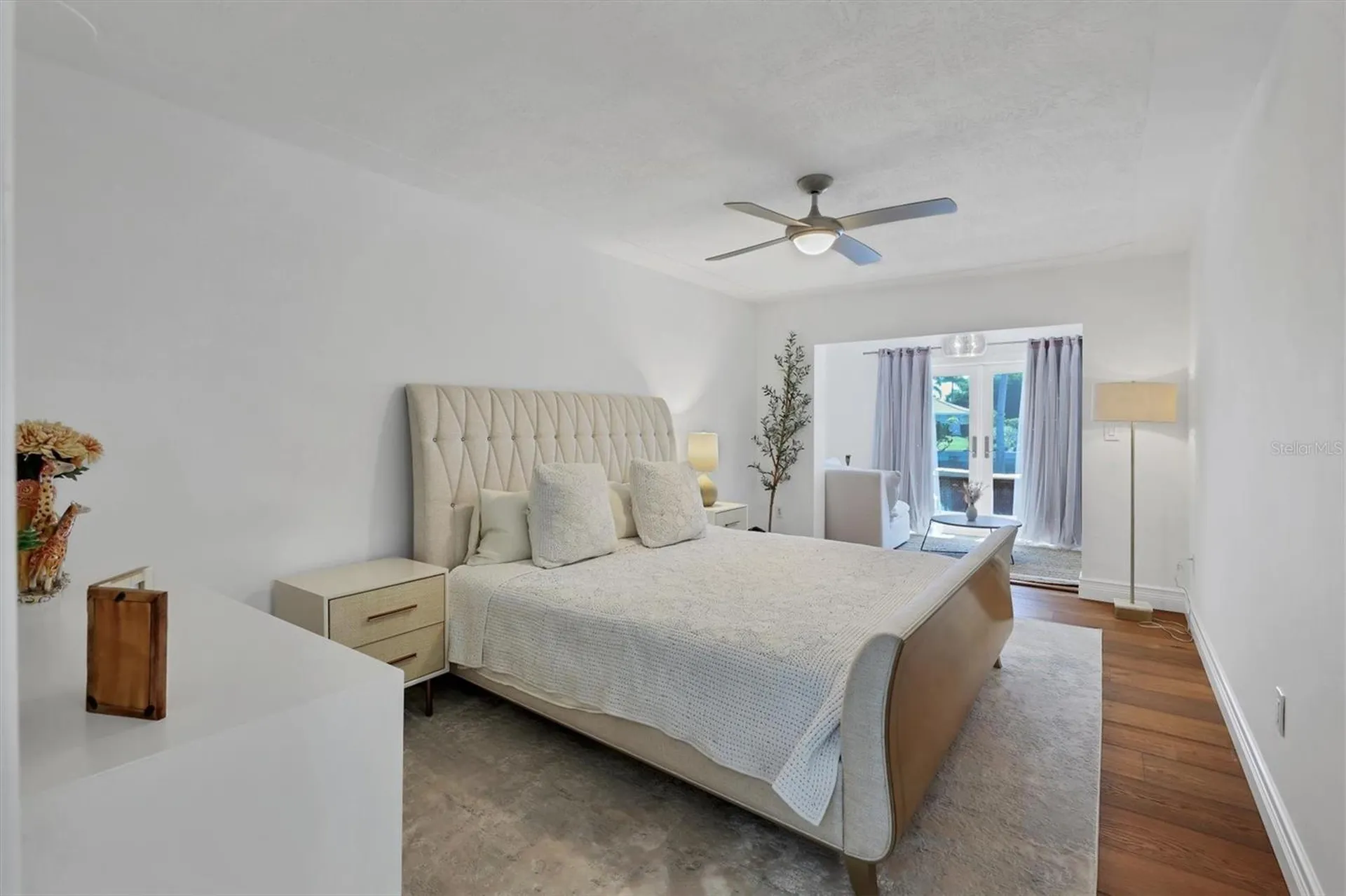 110 N Warbler Lane Sarasota FL 34236