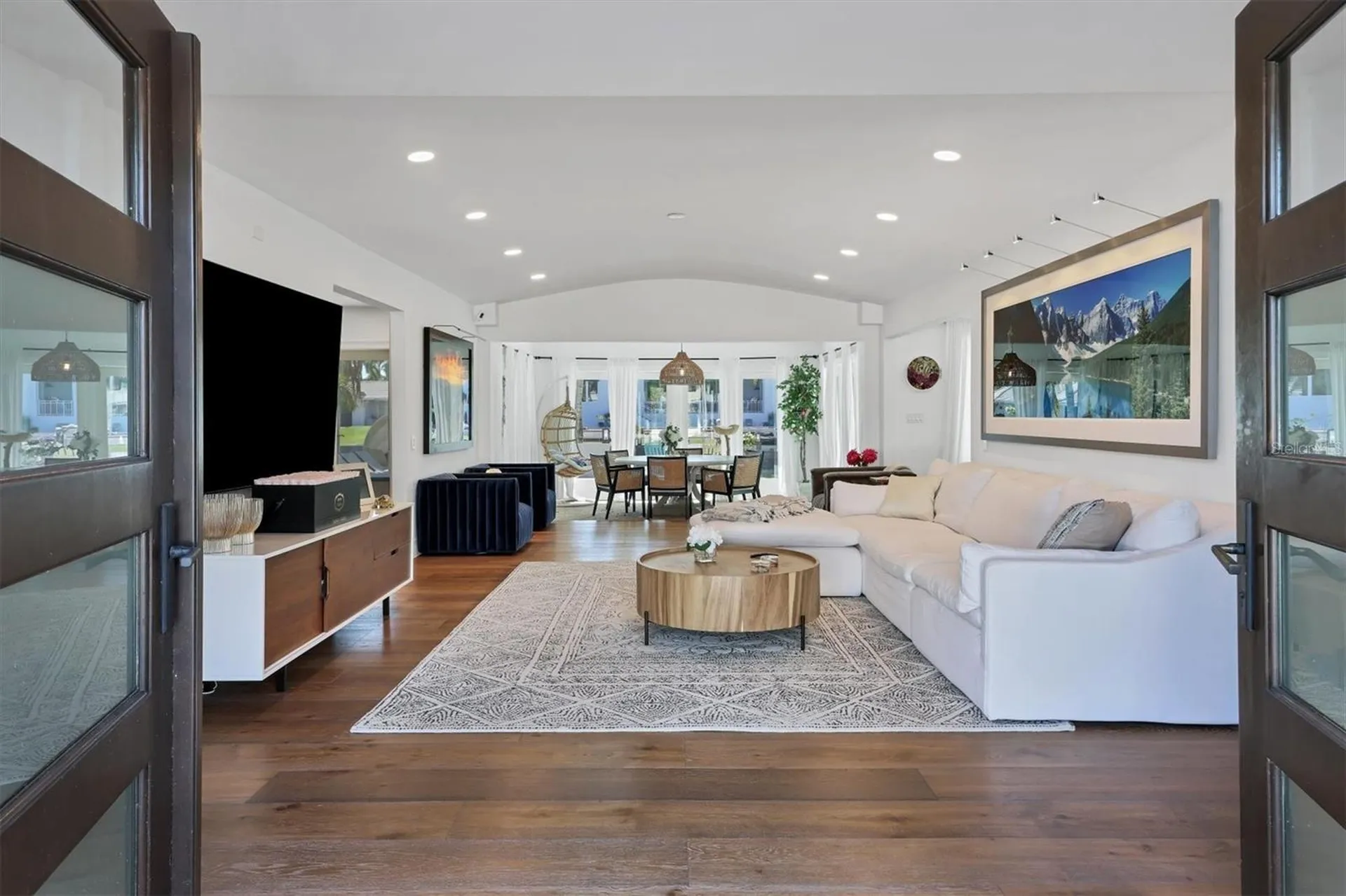 110 N Warbler Lane Sarasota FL 34236