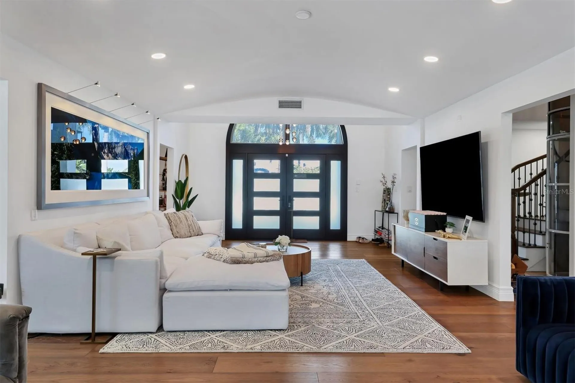 110 N Warbler Lane Sarasota FL 34236