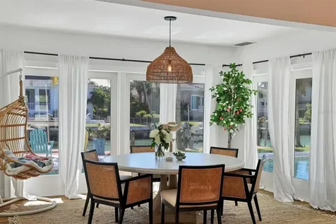 110 N Warbler Lane Sarasota FL 34236