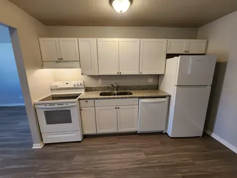 9530 Lynn Lane Seminole FL 33777