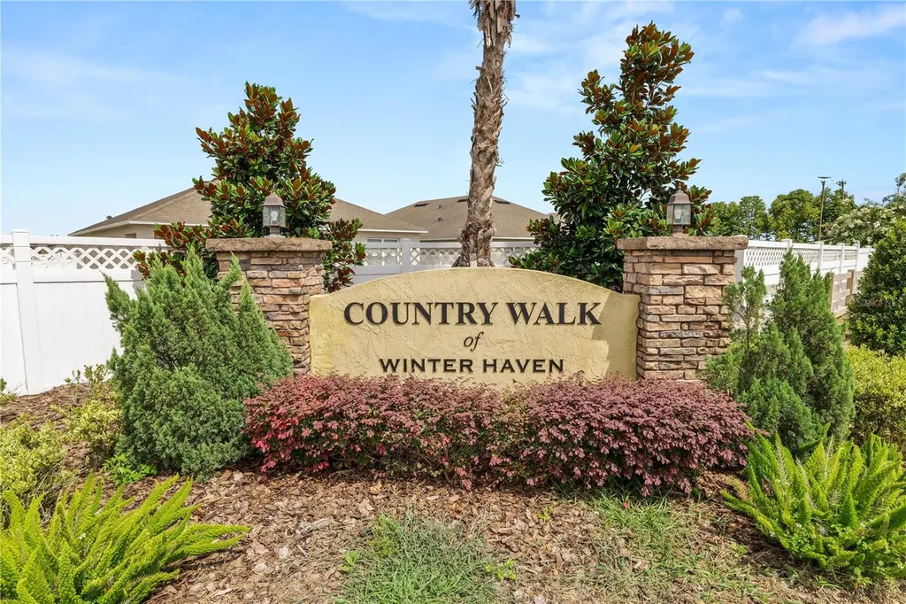 3136 Country Club Circle Winter Haven FL 33881