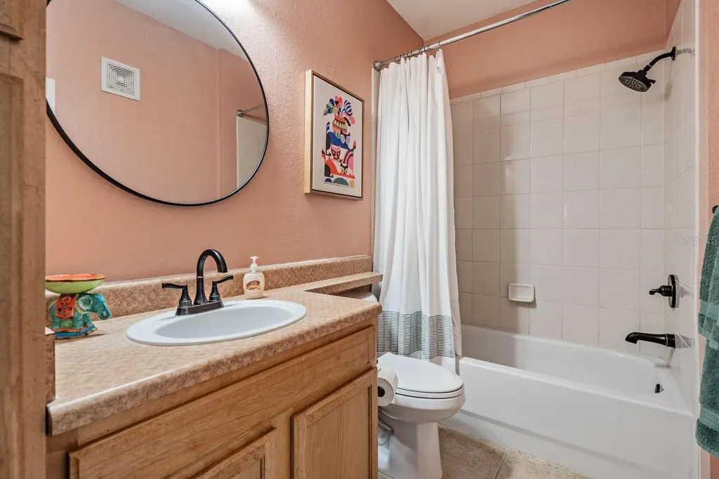 10103 Courtney Oaks Circle Tampa FL 33619
