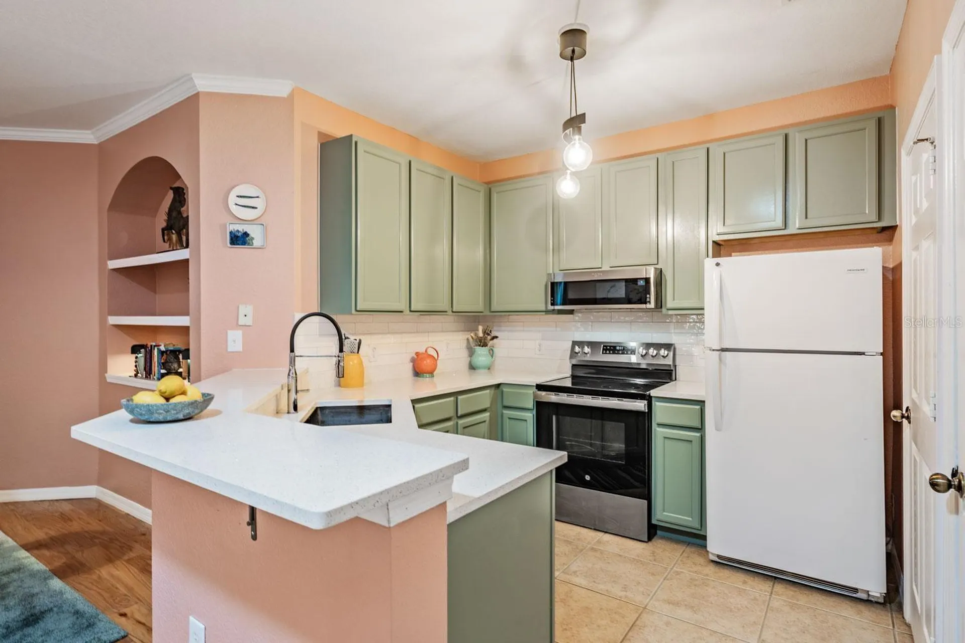 10103 Courtney Oaks Circle Tampa FL 33619