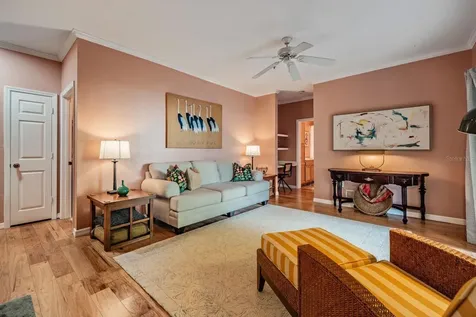 10103 Courtney Oaks Circle Tampa FL 33619