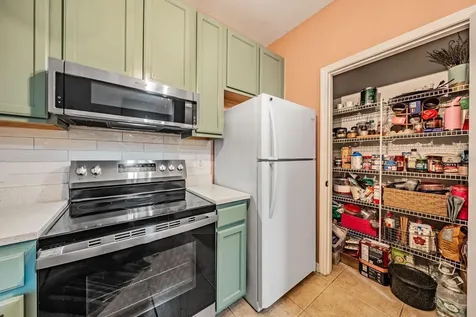 10103 Courtney Oaks Circle Tampa FL 33619