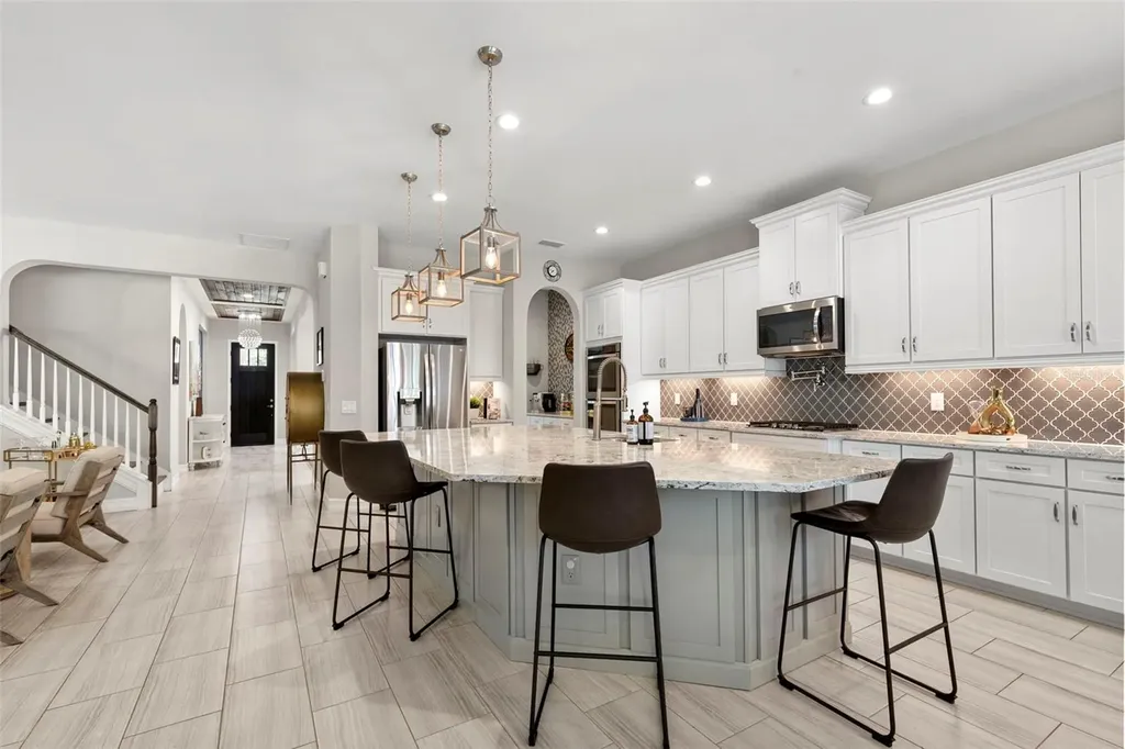3515 Lands End Way Lutz FL 33548