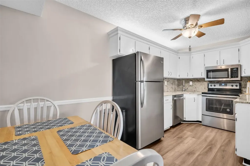 2523 Pine Ridge Way S Palm Harbor FL 34684