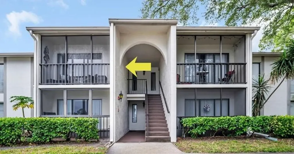 2523 Pine Ridge Way S Palm Harbor FL 34684