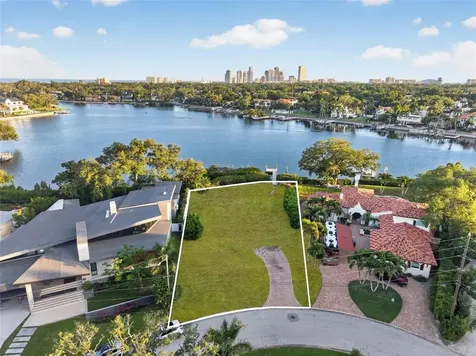 1026 Monterey Boulevard NE St Petersburg FL 33704