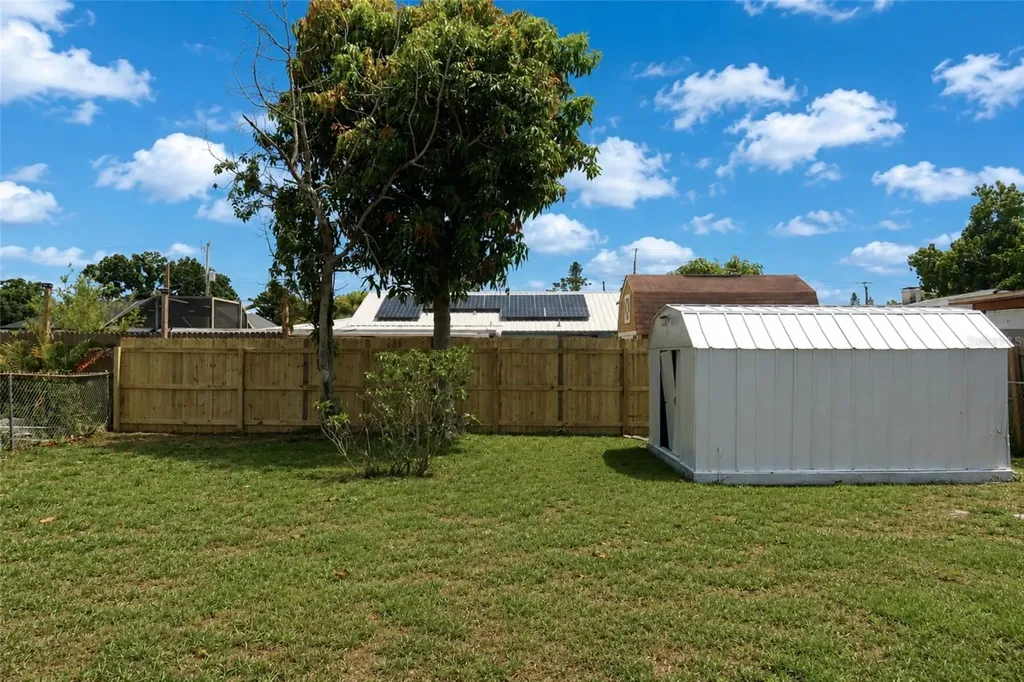 517 24th Avenue W Bradenton FL 34205