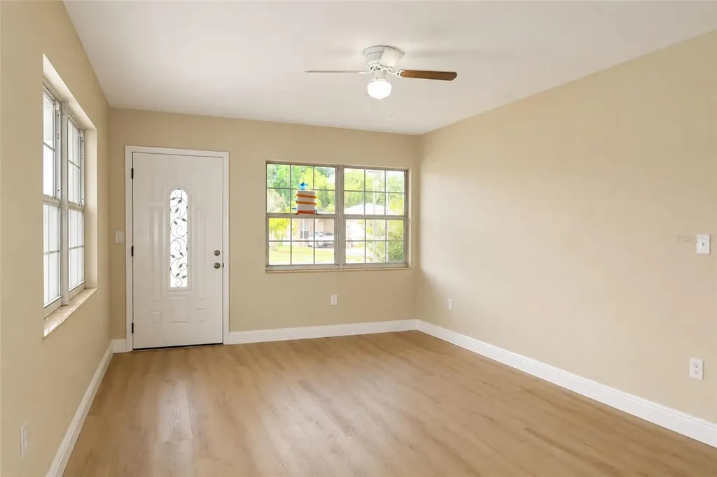 517 24th Avenue W Bradenton FL 34205
