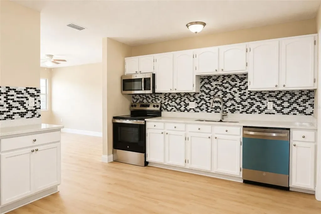 517 24th Avenue W Bradenton FL 34205