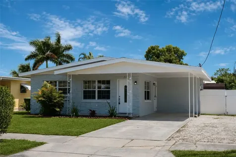 517 24TH Avenue W Bradenton FL 34205