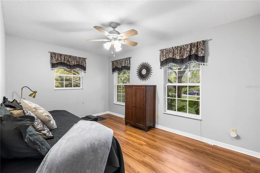 7400 S Eastlake Drive Floral City FL 34436
