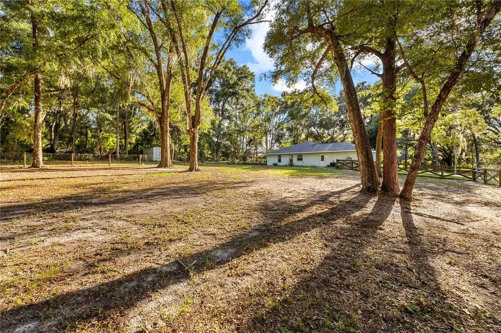 7400 S Eastlake Drive Floral City FL 34436