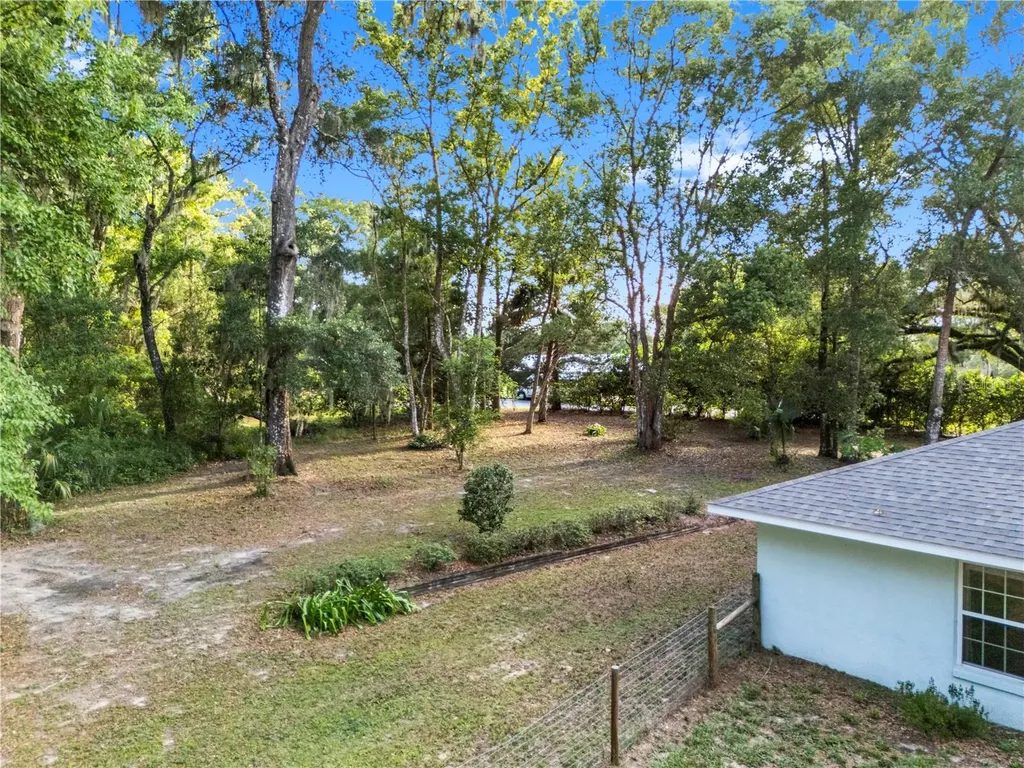 7400 S Eastlake Drive Floral City FL 34436
