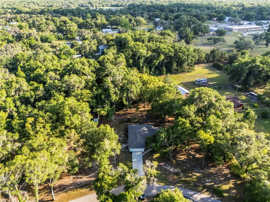 7400 S Eastlake Drive Floral City FL 34436