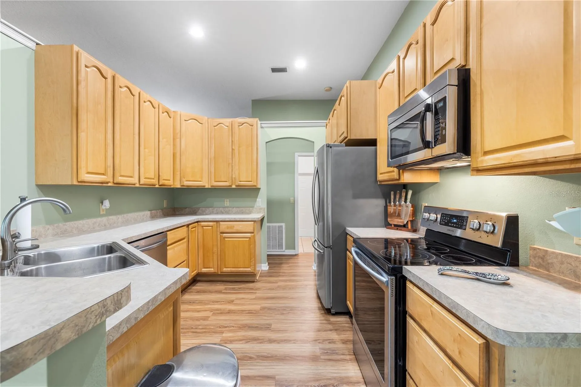 7400 S Eastlake Drive Floral City FL 34436