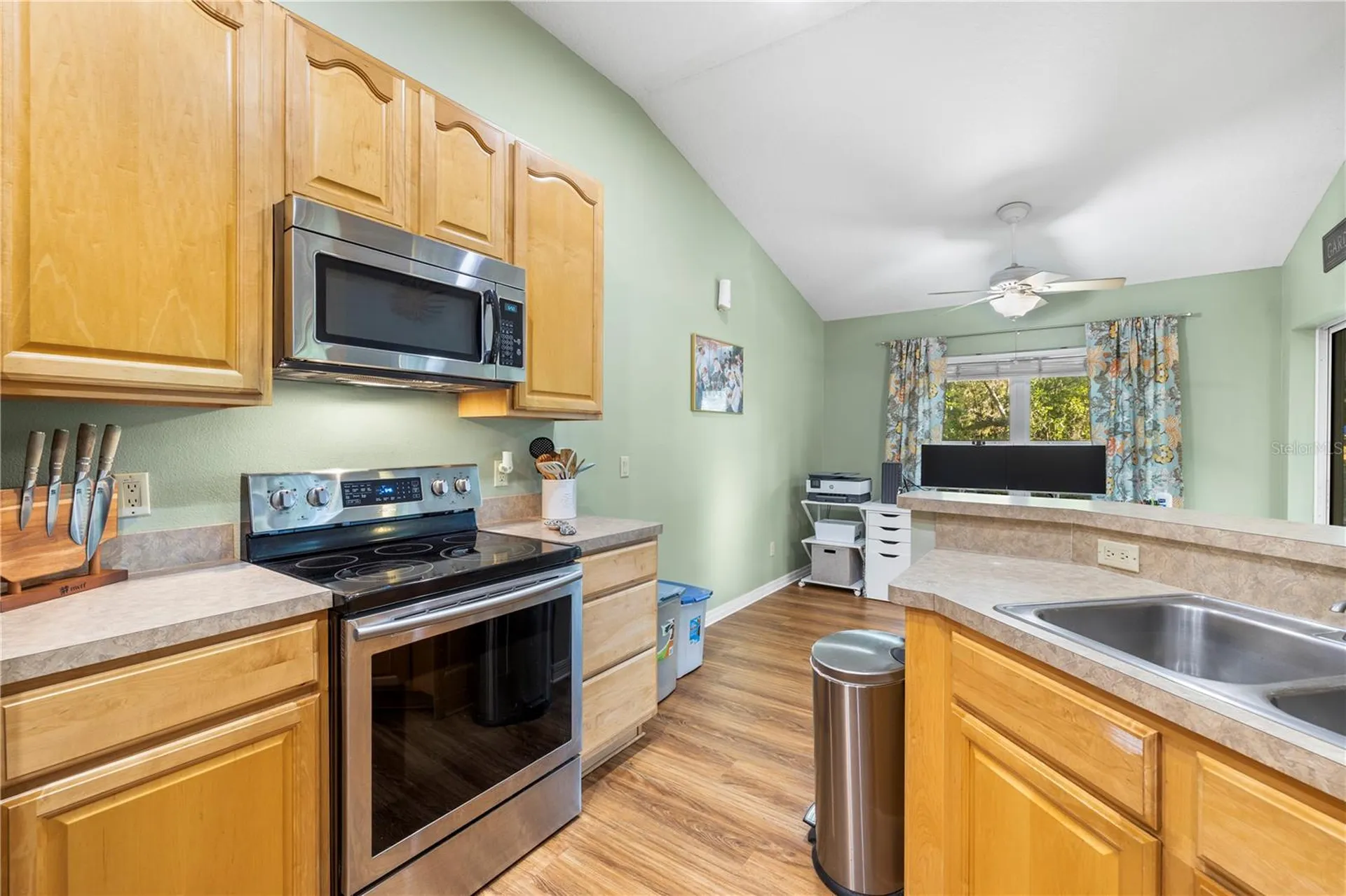 7400 S Eastlake Drive Floral City FL 34436