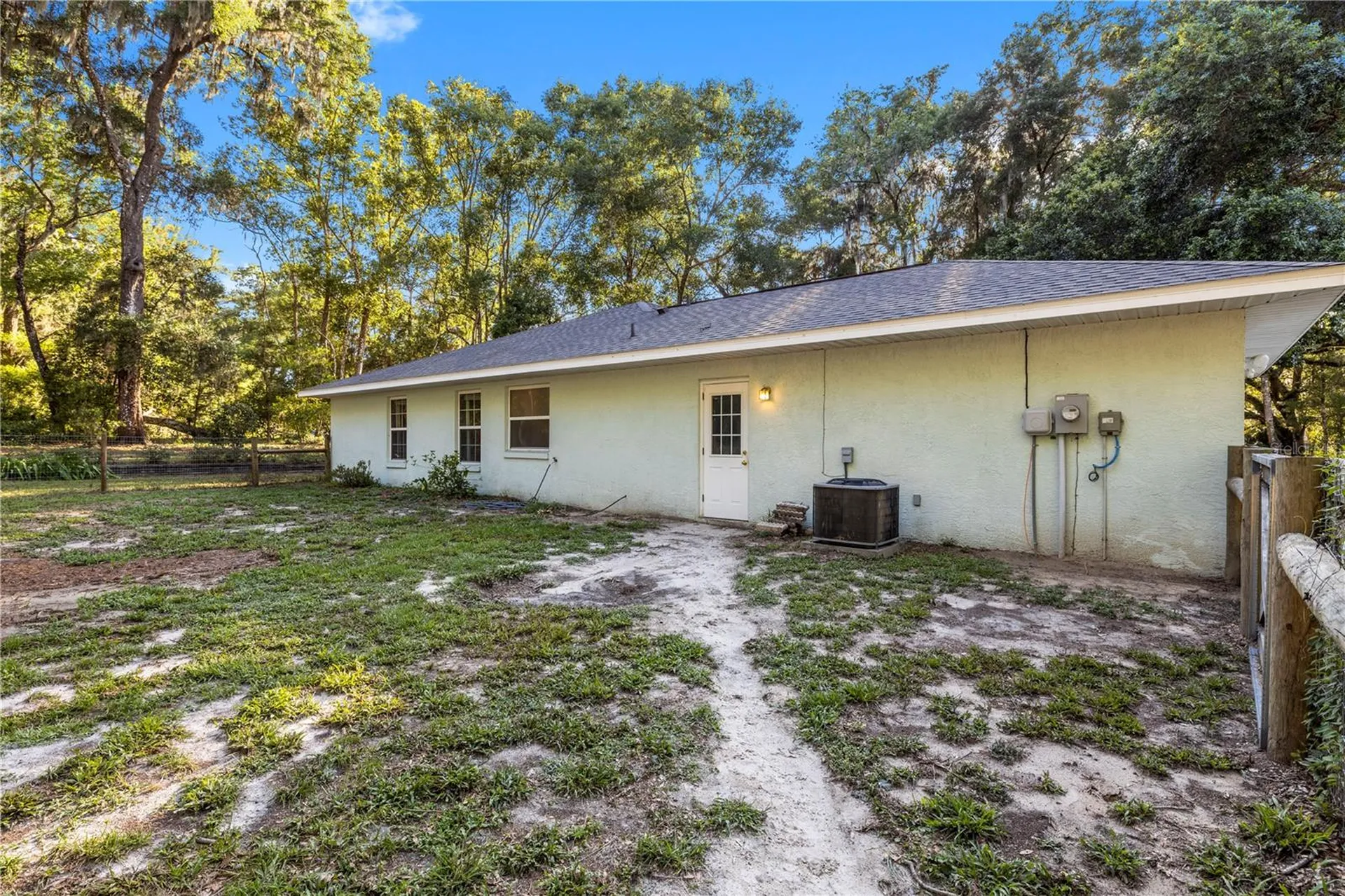 7400 S Eastlake Drive Floral City FL 34436