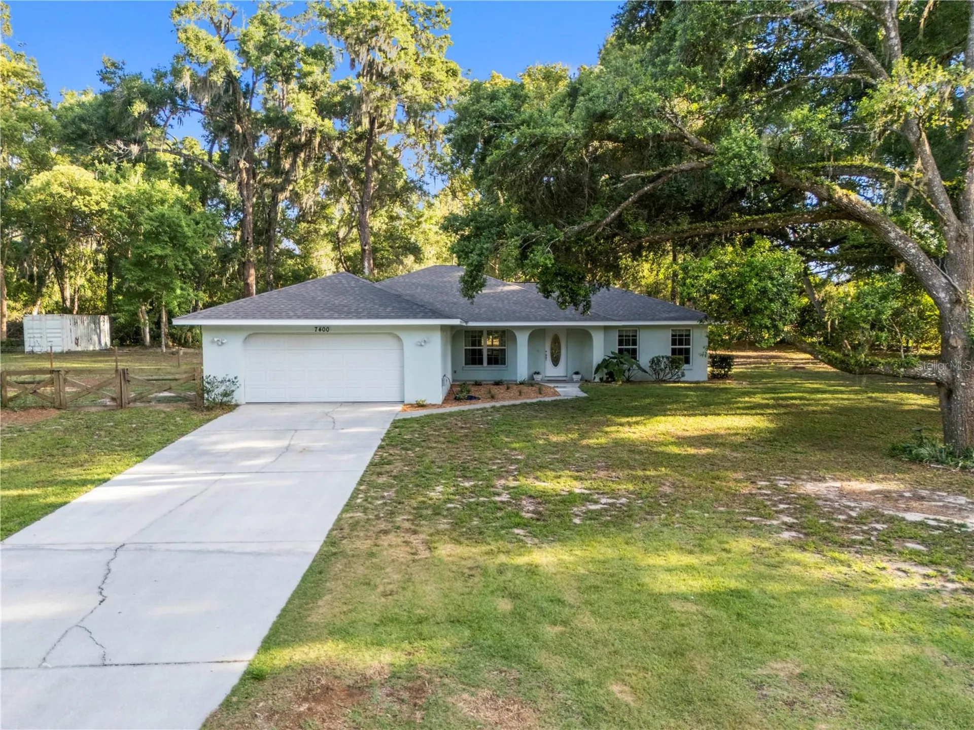 7400 S Eastlake Drive Floral City FL 34436