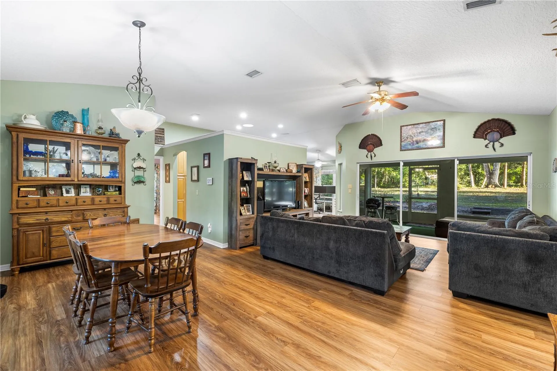 7400 S Eastlake Drive Floral City FL 34436