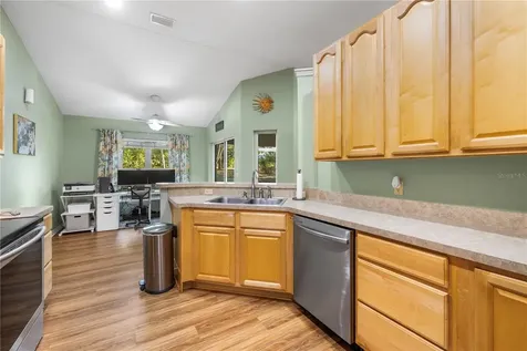 7400 S Eastlake Drive Floral City FL 34436