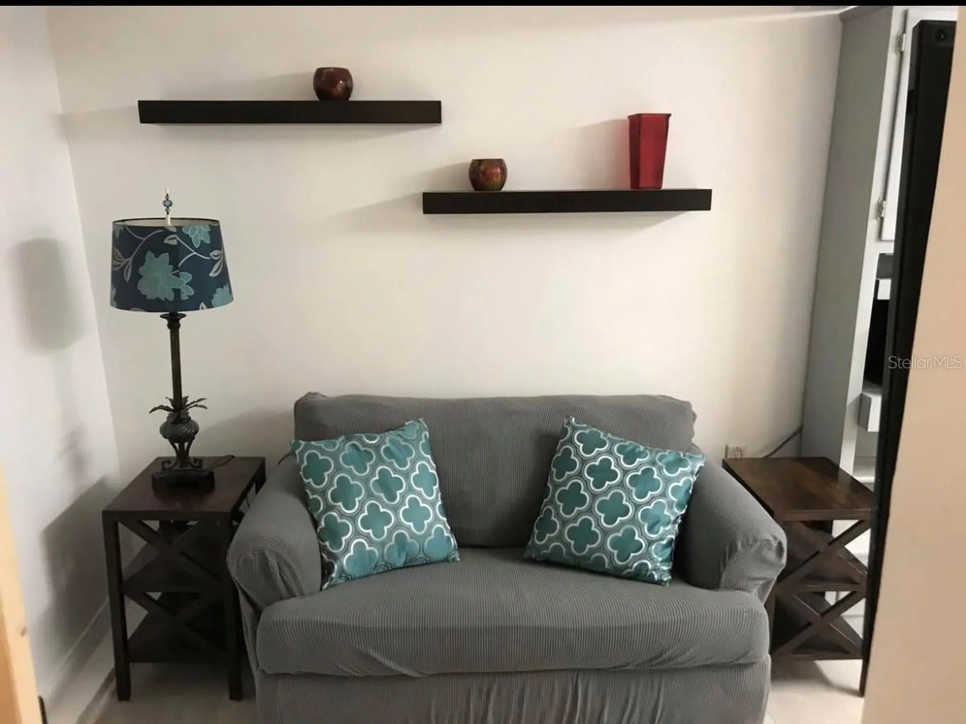 235 1/2 7th Avenue NE St Petersburg FL 33701