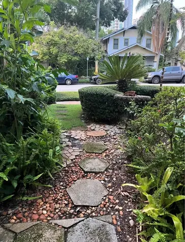 235 1/2 7th Avenue NE St Petersburg FL 33701