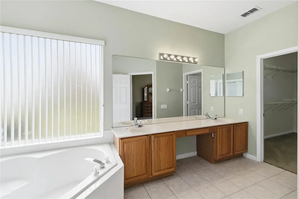3196 Hanging Moss Circle Kissimmee FL 34741