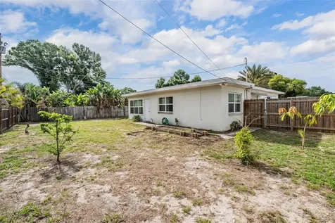 4357 32ND Avenue N St Petersburg FL 33713
