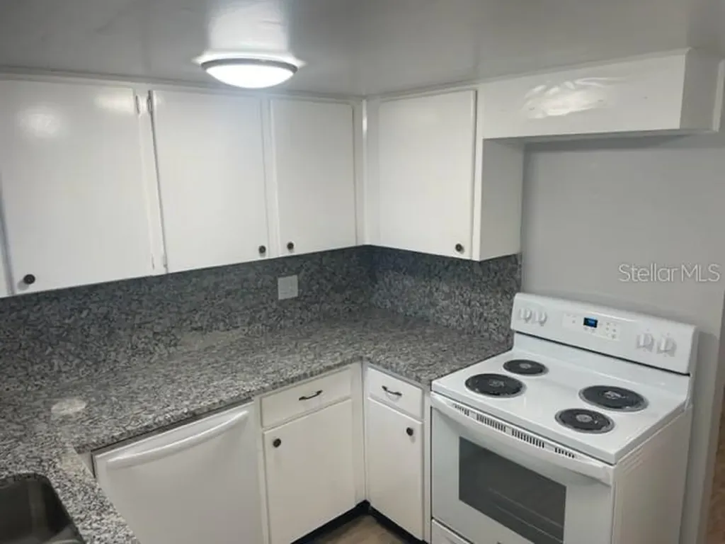 2501 Renatta Drive Belleair Bluffs FL 33770