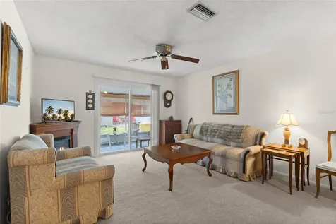 41 Fairway Court Deland FL 32724