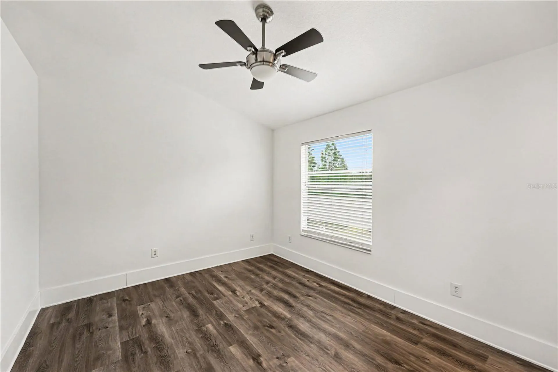 12268 Country White Circle Tampa FL 33635