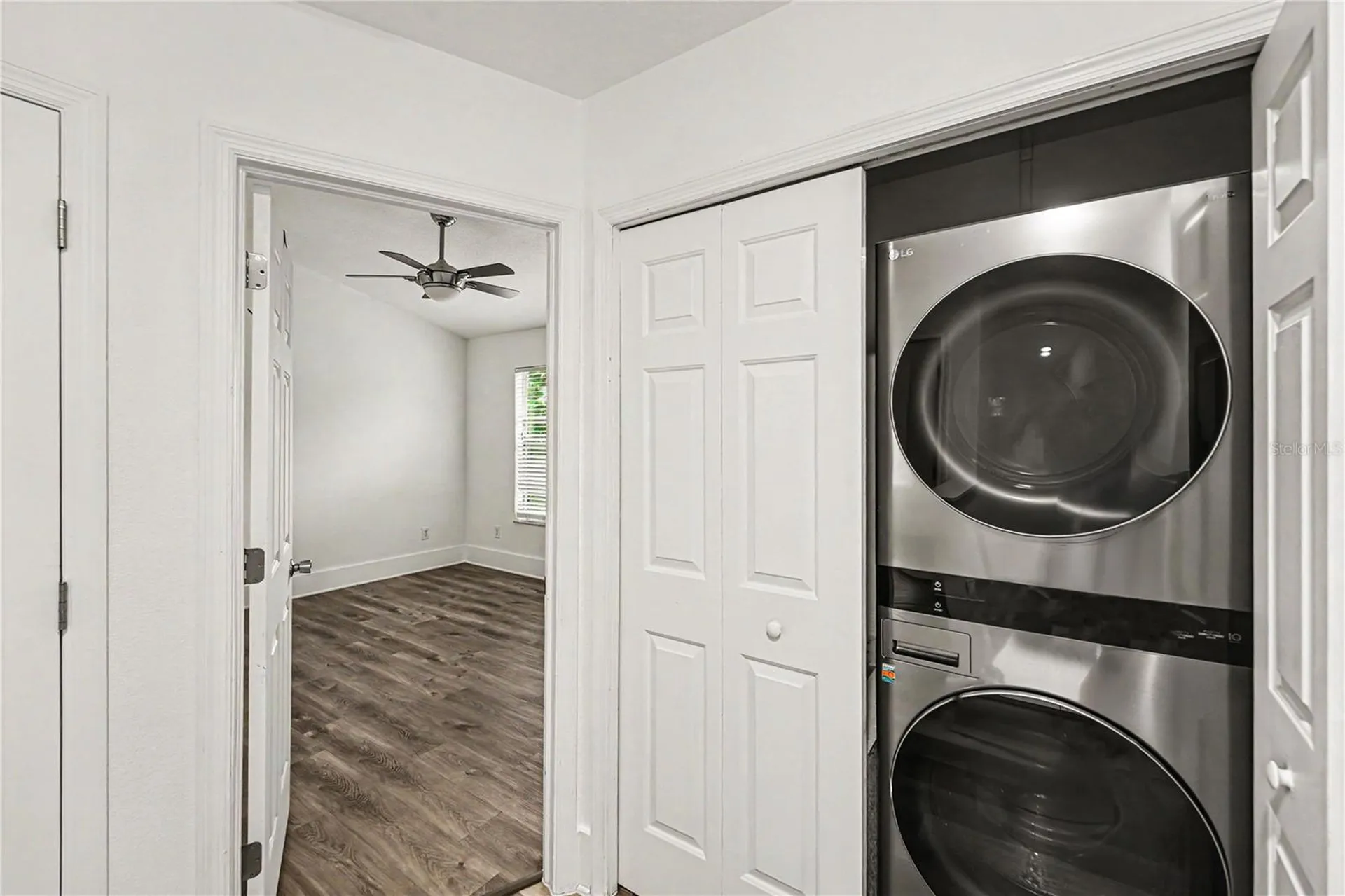 12268 Country White Circle Tampa FL 33635