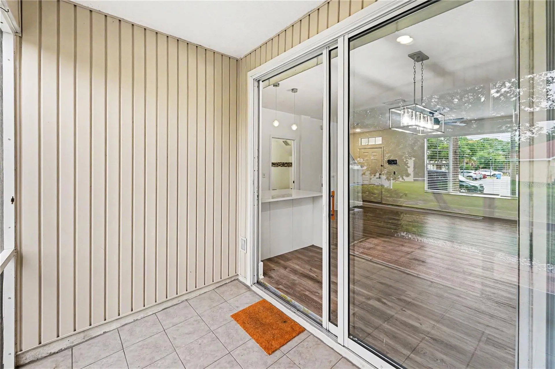 12268 Country White Circle Tampa FL 33635