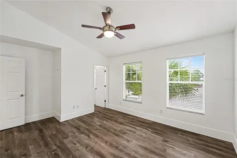 12268 Country White Circle Tampa FL 33635