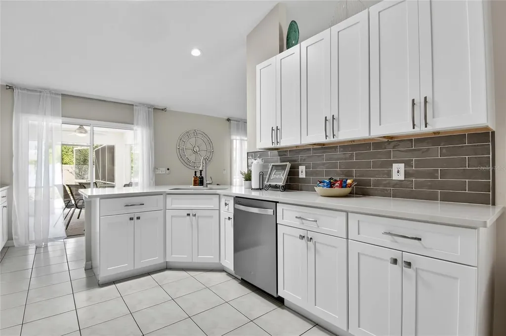 23 Poplar Drive Palm Coast FL 32164