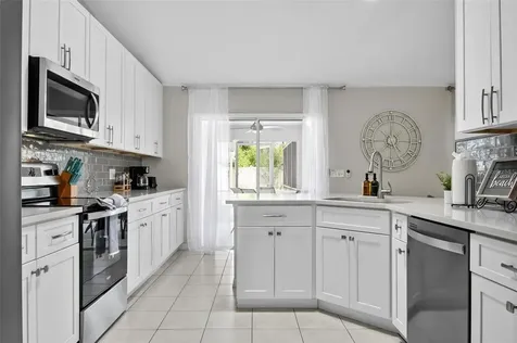 23 Poplar Drive Palm Coast FL 32164