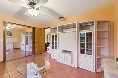 1041 Country Lake Circle Lake Wales FL 33898