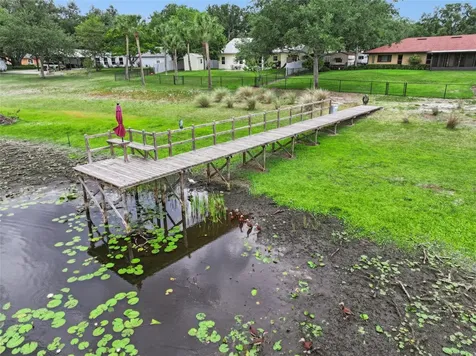 1041 Country Lake Circle Lake Wales FL 33898