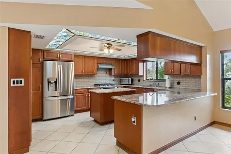 1041 Country Lake Circle Lake Wales FL 33898