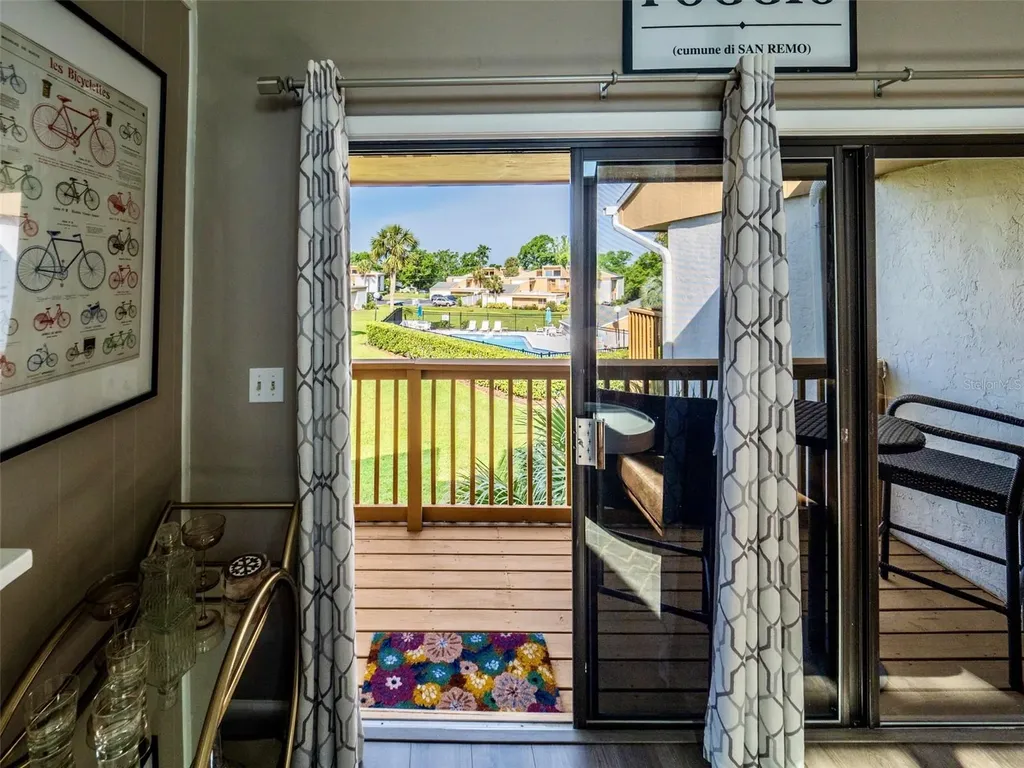 1051 S Highland Street Mount Dora FL 32757