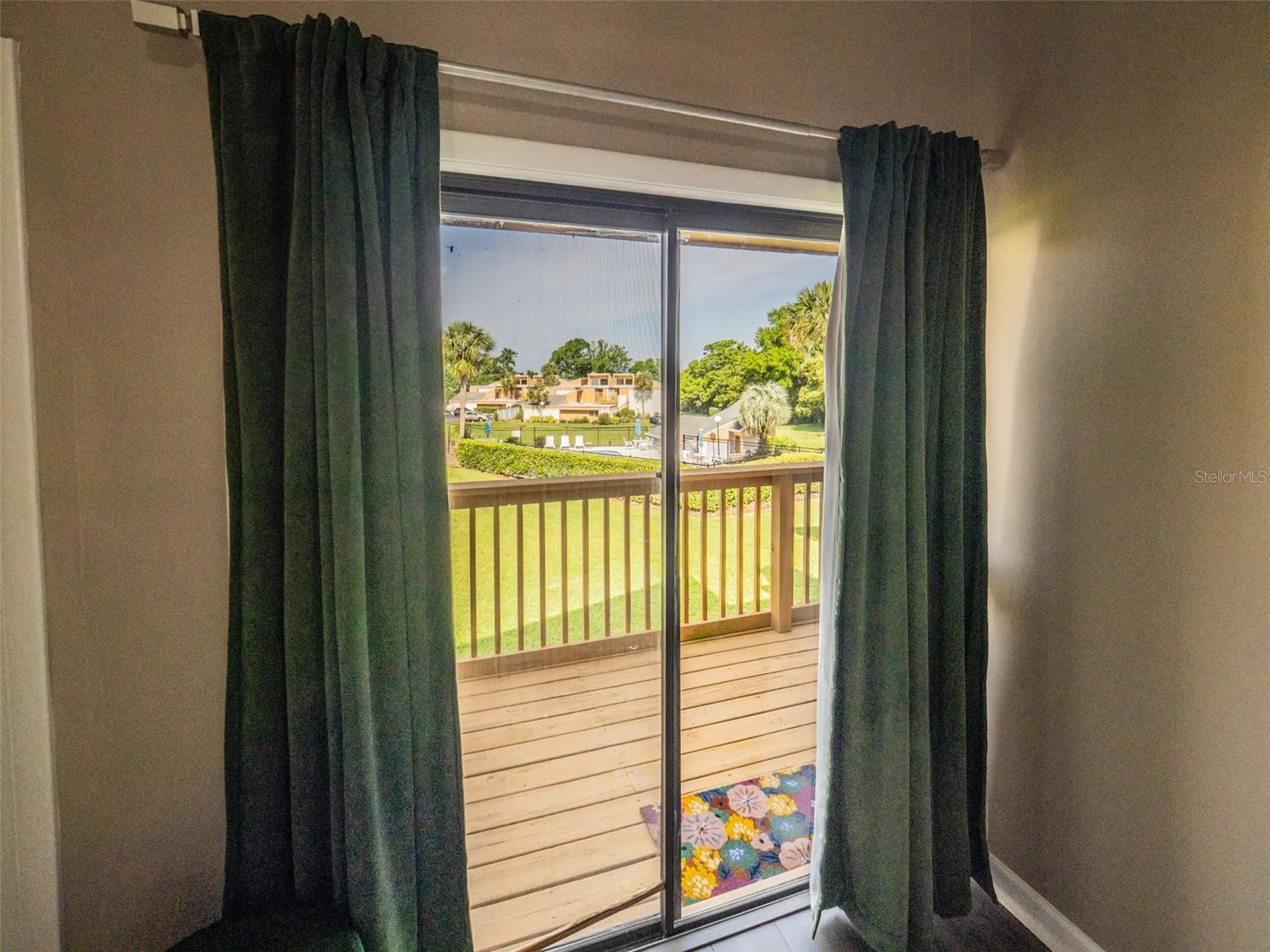 1051 S Highland Street Mount Dora FL 32757